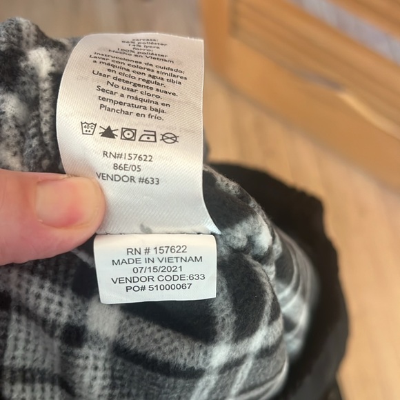 EDDIE BAUER Women’s Rainer Fleece-lined Jogger Pants Black Size 6 - Picture 10 of 10